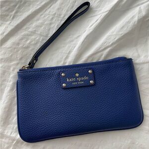 KATE SPADE BLUE WRISTLET